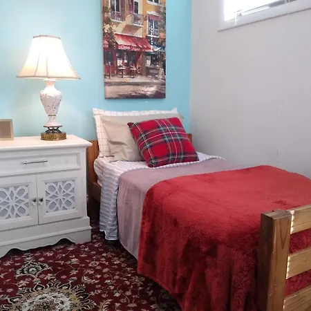 Bluejay Room